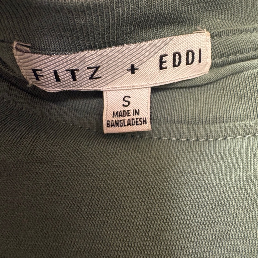 NWOT Buckle Tshirt - Picture 6 of 7